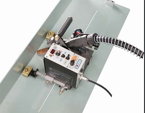 CS-51 Fillet Stitch and Continuous Welder